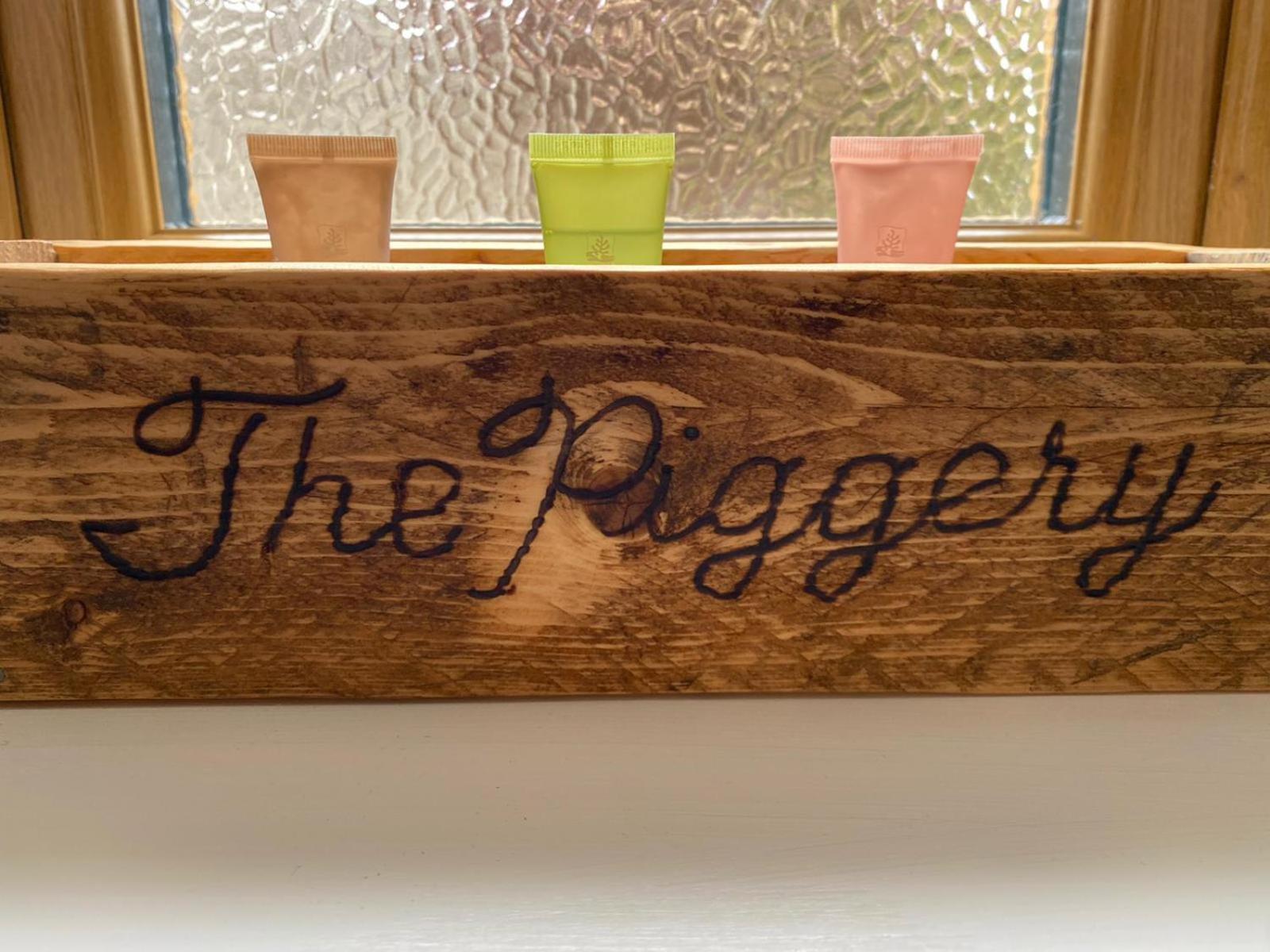 The Piggery At The Cottage Wool Esterno foto